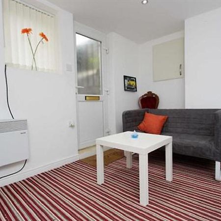 Brownhill Studio In Leeds Стая снимка